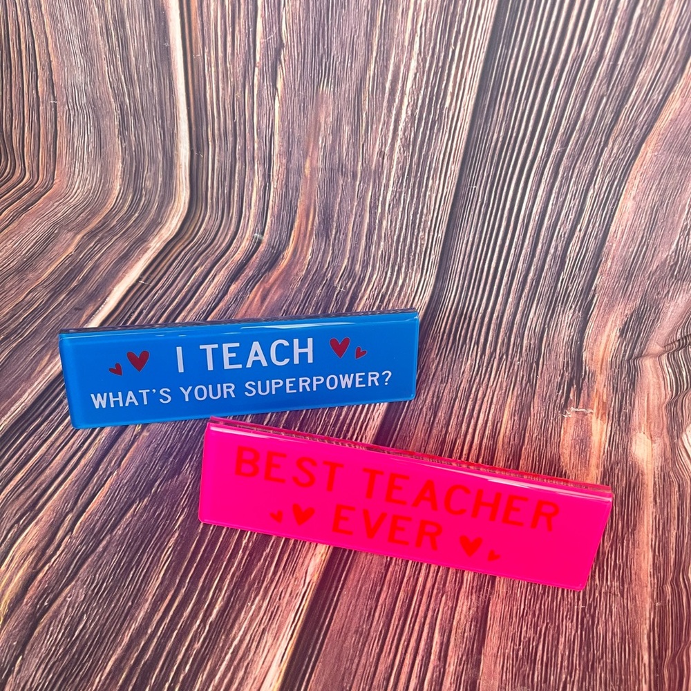 Teachers Desk Decor